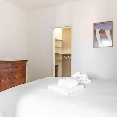 Dimora Manzoni - Bari Center Apartment Exterior photo